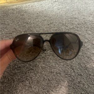 Ray-Ban Black Aviator Sunglasses